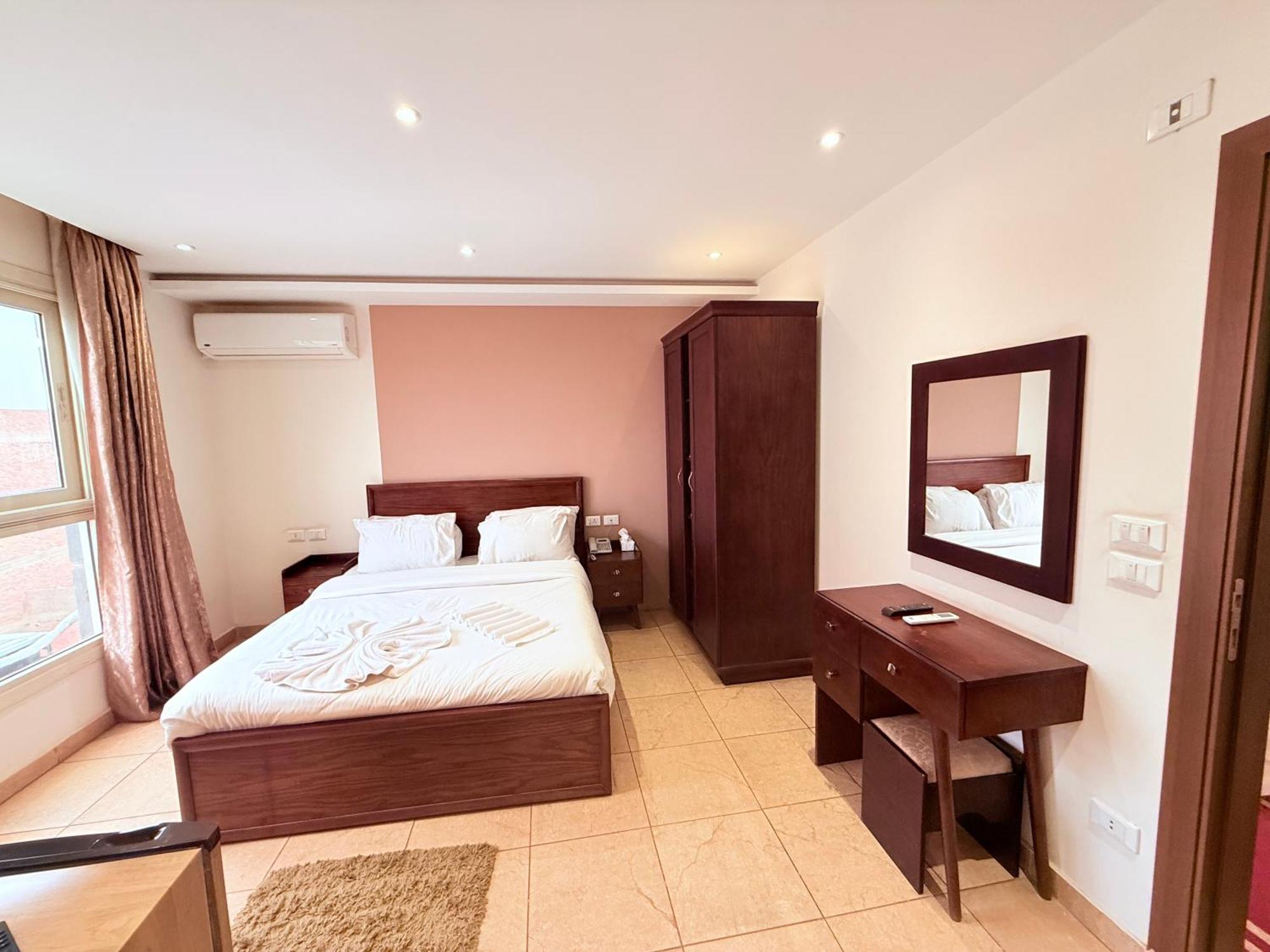 King Khafren View Inn Kafret el-Gabal Extérieur photo