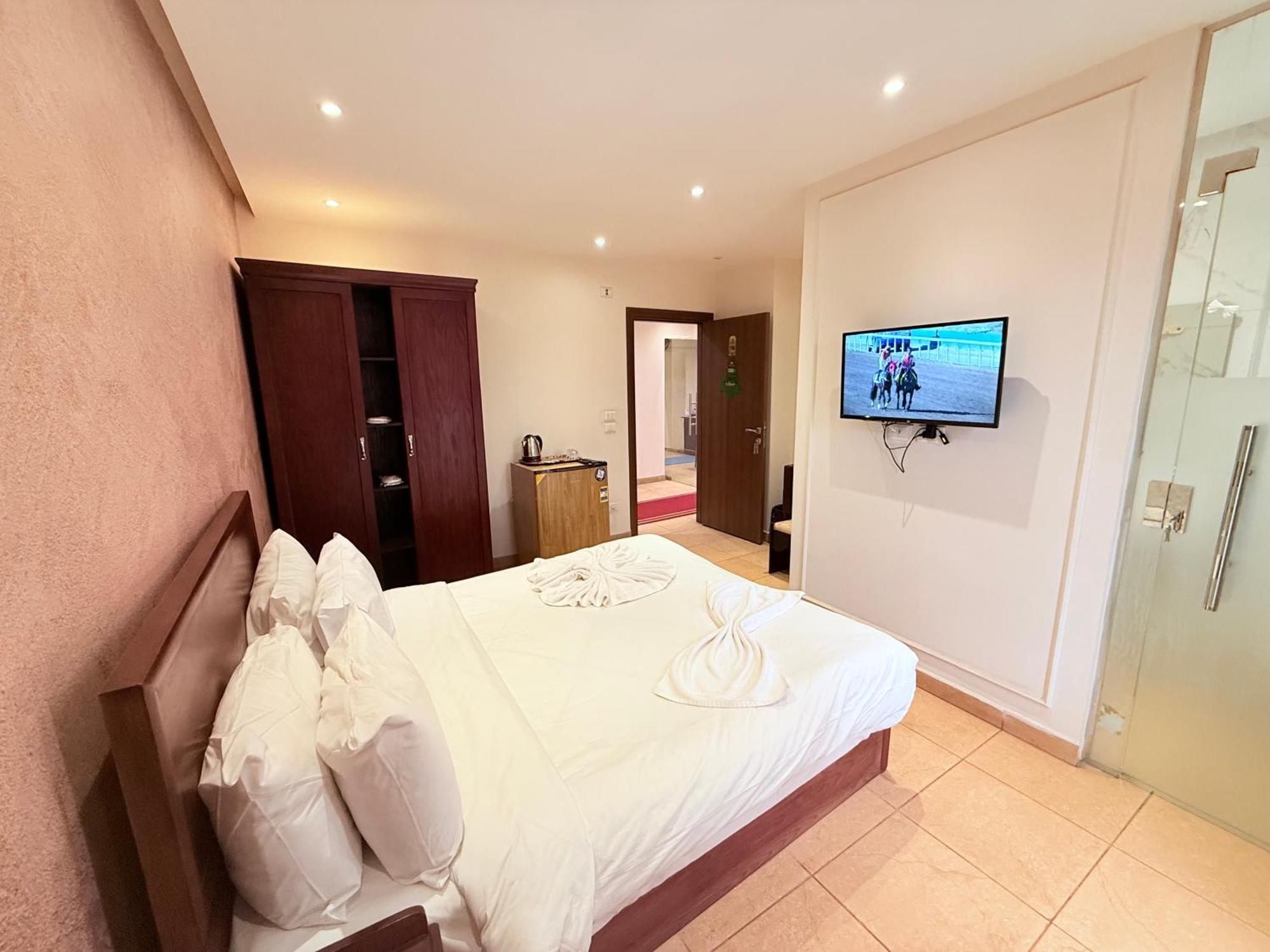 King Khafren View Inn Kafret el-Gabal Extérieur photo